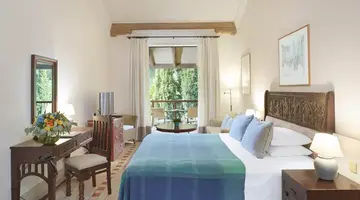 Columbia Beach Resort
