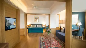 Columbia Beach Resort
