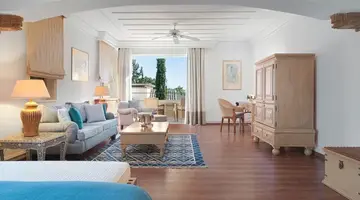 Columbia Beach Resort