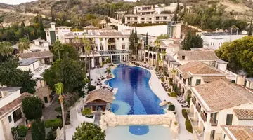 Columbia Beach Resort