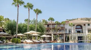 Columbia Beach Resort