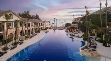 Columbia Beach Resort