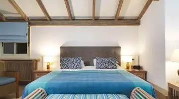 Columbia Beach Resort