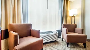 Comfort Inn By The Bay
