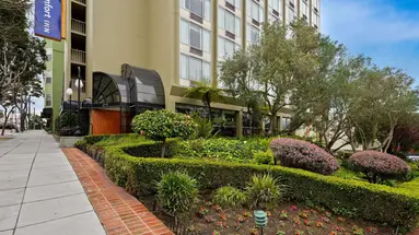 Comfort Inn By The Bay