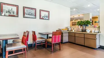 Comfort Inn By The Bay
