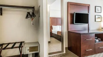 Comfort Inn By The Bay