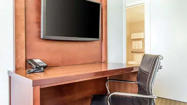 Comfort Inn By The Bay