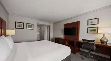 Comfort Inn By The Bay