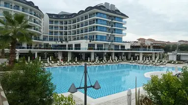 Commodore Elite Suite And Spa