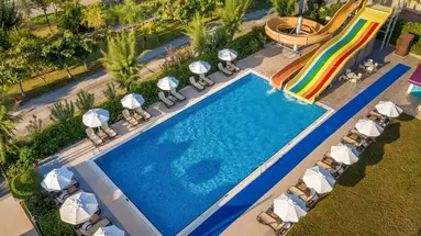 Commodore Elite Suite And Spa