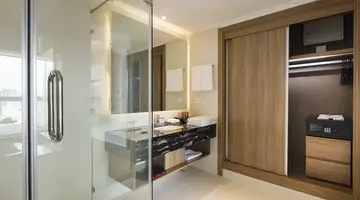 COMODO NHA TRANG HOTEL