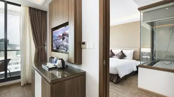 COMODO NHA TRANG HOTEL