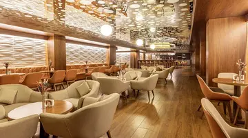 CONCORDE DE LUXE HOTEL