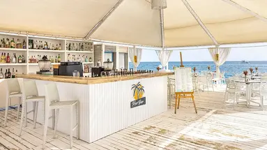 CONCORDE DE LUXE HOTEL
