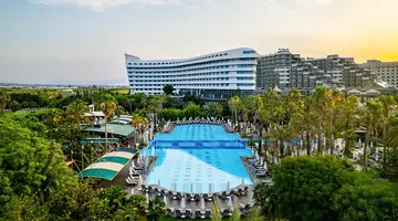 CONCORDE DE LUXE HOTEL
