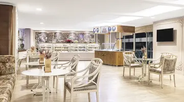 CONCORDE DE LUXE RESORT
