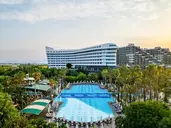CONCORDE DE LUXE RESORT