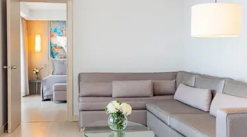 CONCORDE DE LUXE RESORT