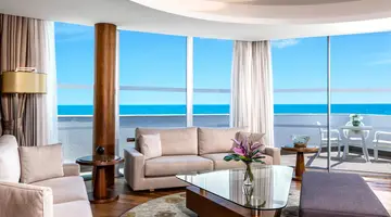 CONCORDE DE LUXE RESORT