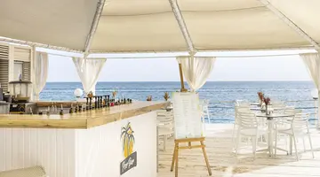 CONCORDE DE LUXE RESORT