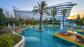 Sportowe wczasy w Turcji w 5* hotelu z basenem