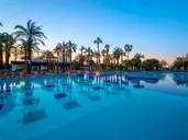 CONCORDE DE LUXE RESORT