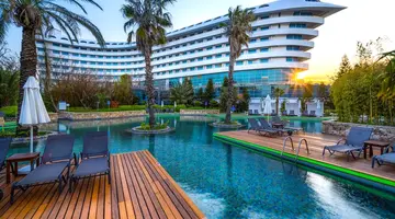 CONCORDE DE LUXE RESORT