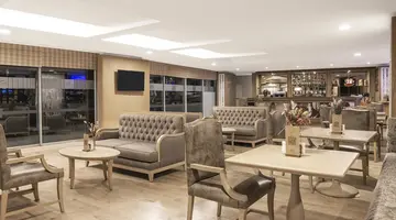 CONCORDE DE LUXE RESORT