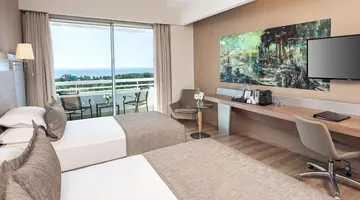 CONCORDE DE LUXE RESORT
