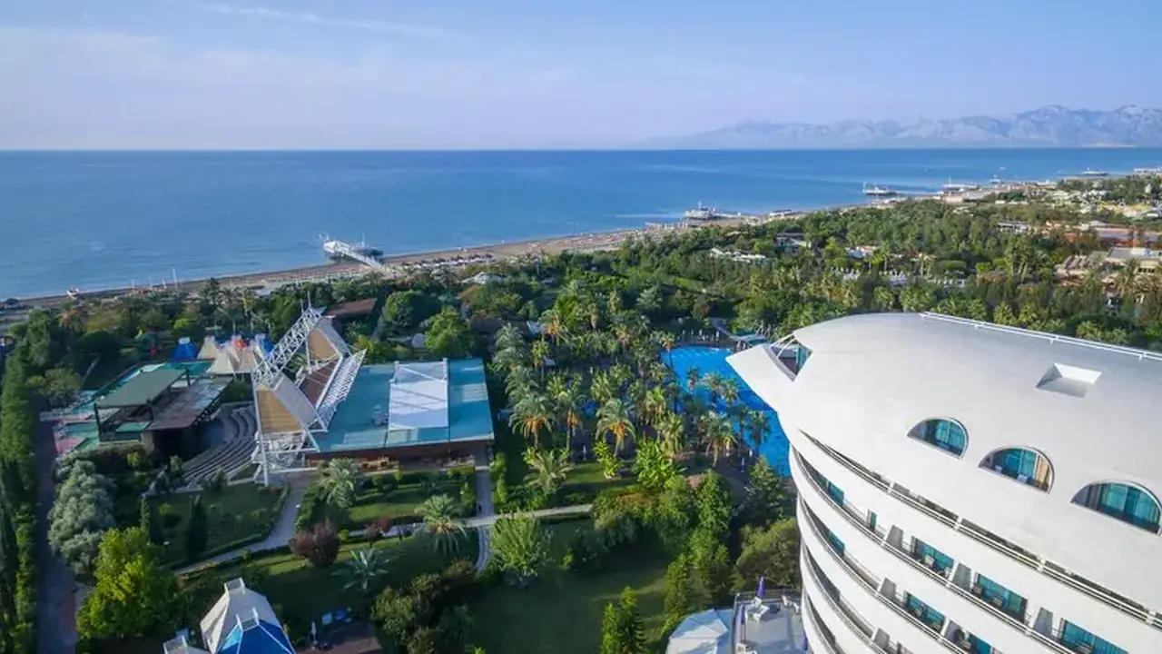 Concorde Deluxe Resort