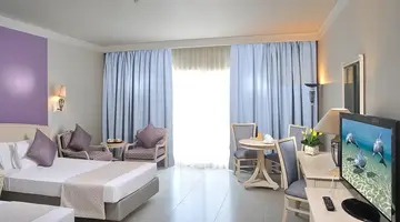 CONCORDE EL SALAM FRONT AREA
