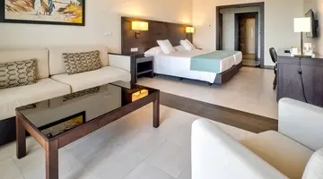 Concorde Green Park Palace (ex. Barcelo)