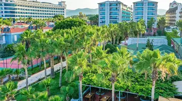 CONCORDIA CELES HOTEL