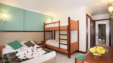 CONCORDIA CELES HOTEL