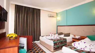 CONCORDIA CELES HOTEL