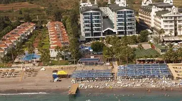 Concordia Celes Hotel