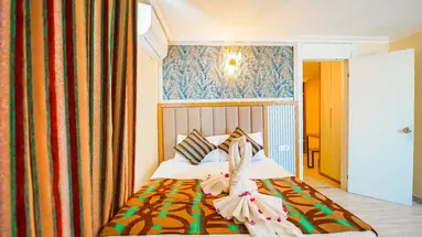 CONCORDIA CELES HOTEL