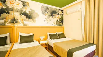 CONCORDIA CELES HOTEL