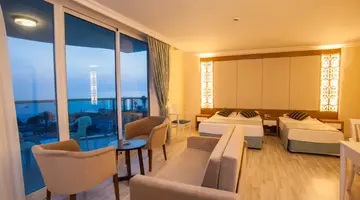 CONCORDIA CELES HOTEL