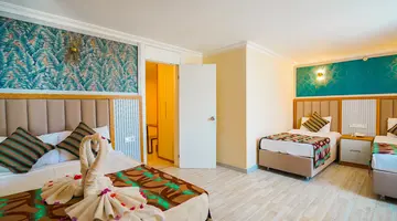 CONCORDIA CELES HOTEL