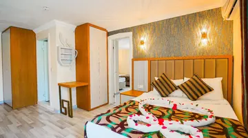 CONCORDIA CELES HOTEL
