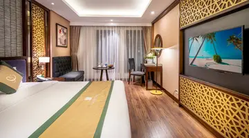 Conifer Grand Hotel