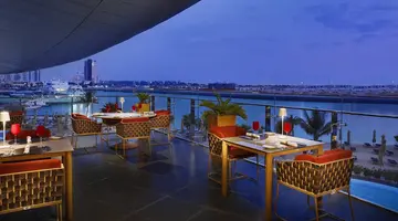Conrad Hotel Abu Dhabi Etihad Towers