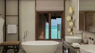 CONRAD MALDIVES RANGALI ISLAND