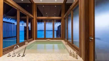 CONRAD MALDIVES RANGALI ISLAND