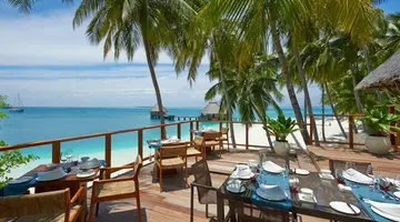CONRAD MALDIVES RANGALI ISLAND