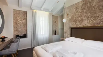 Consolato Boutique