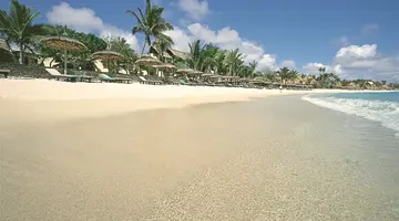 CONSTANCE BELLE MARE PLAGE HOTEL & VILLAS