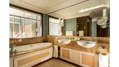 CONSTANCE BELLE MARE PLAGE HOTEL & VILLAS